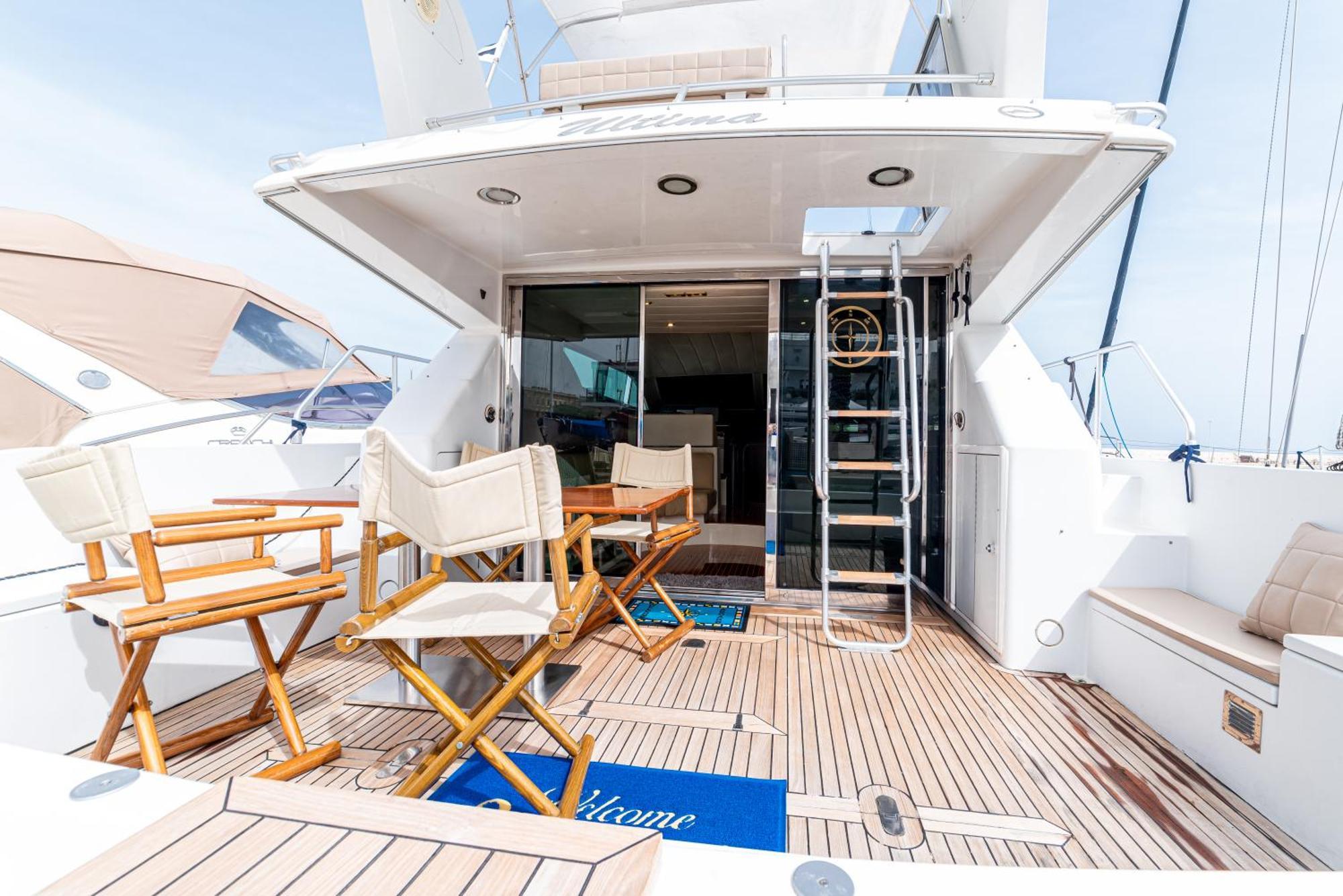 "Ultima" Love Boat Bari Luaran gambar